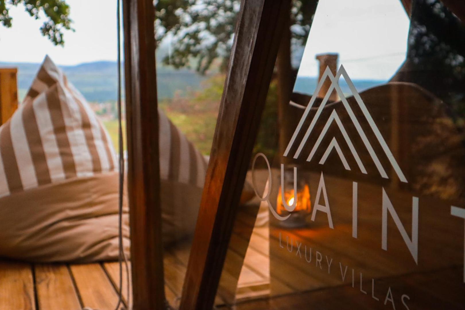 Quaint Luxury Villas 그래스콥 외부 사진